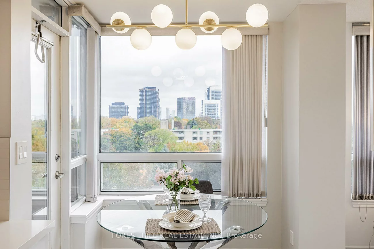 3, Rean, Bayview Village, Toronto