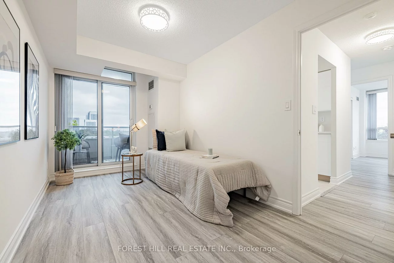 3, Rean, Bayview Village, Toronto