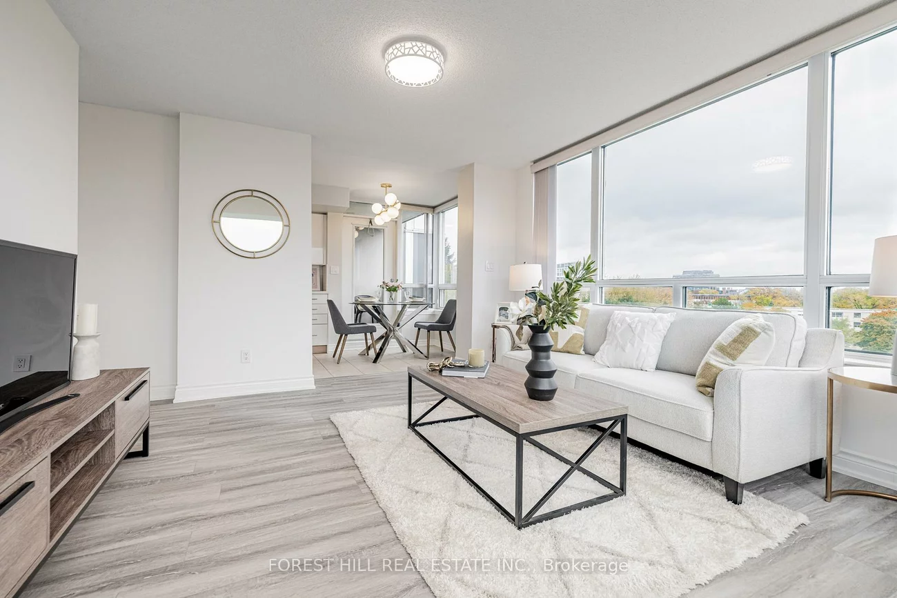 3, Rean, Bayview Village, Toronto