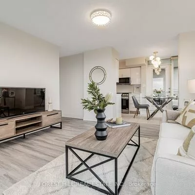 3, Rean, Bayview Village, Toronto