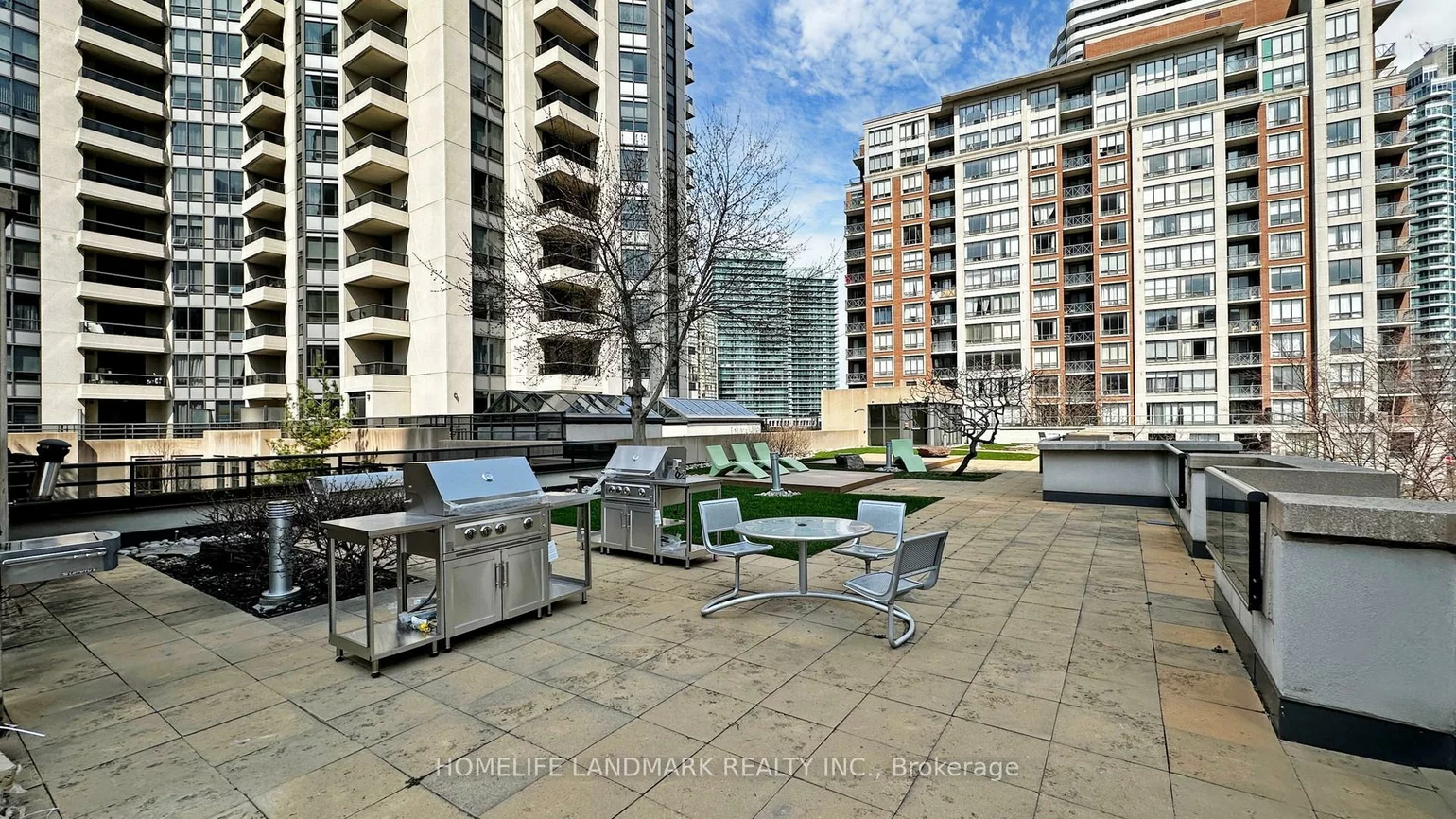 500, Doris, Willowdale East, Toronto