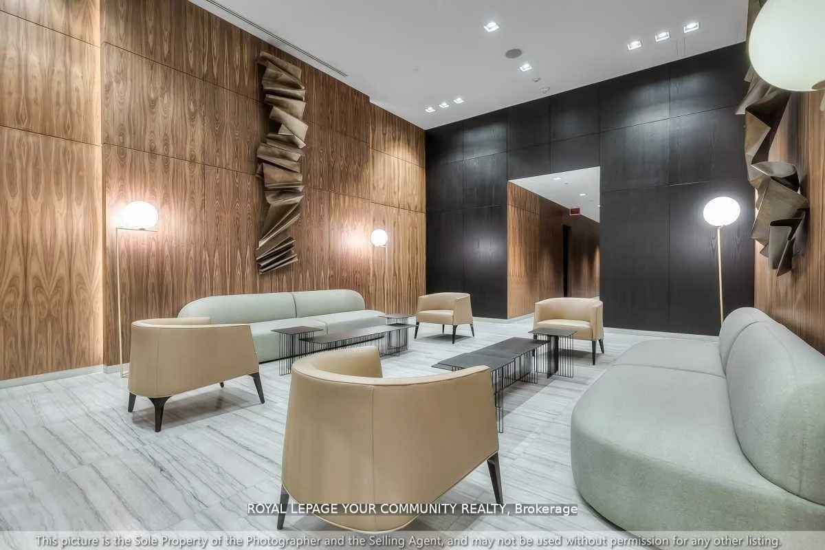 8, Eglinton, Mount Pleasant West, Toronto