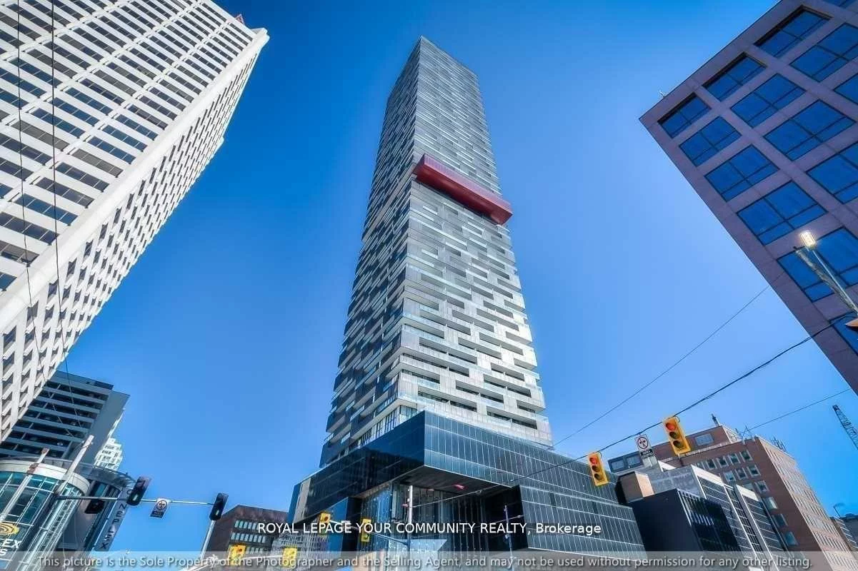 8, Eglinton, Mount Pleasant West, Toronto