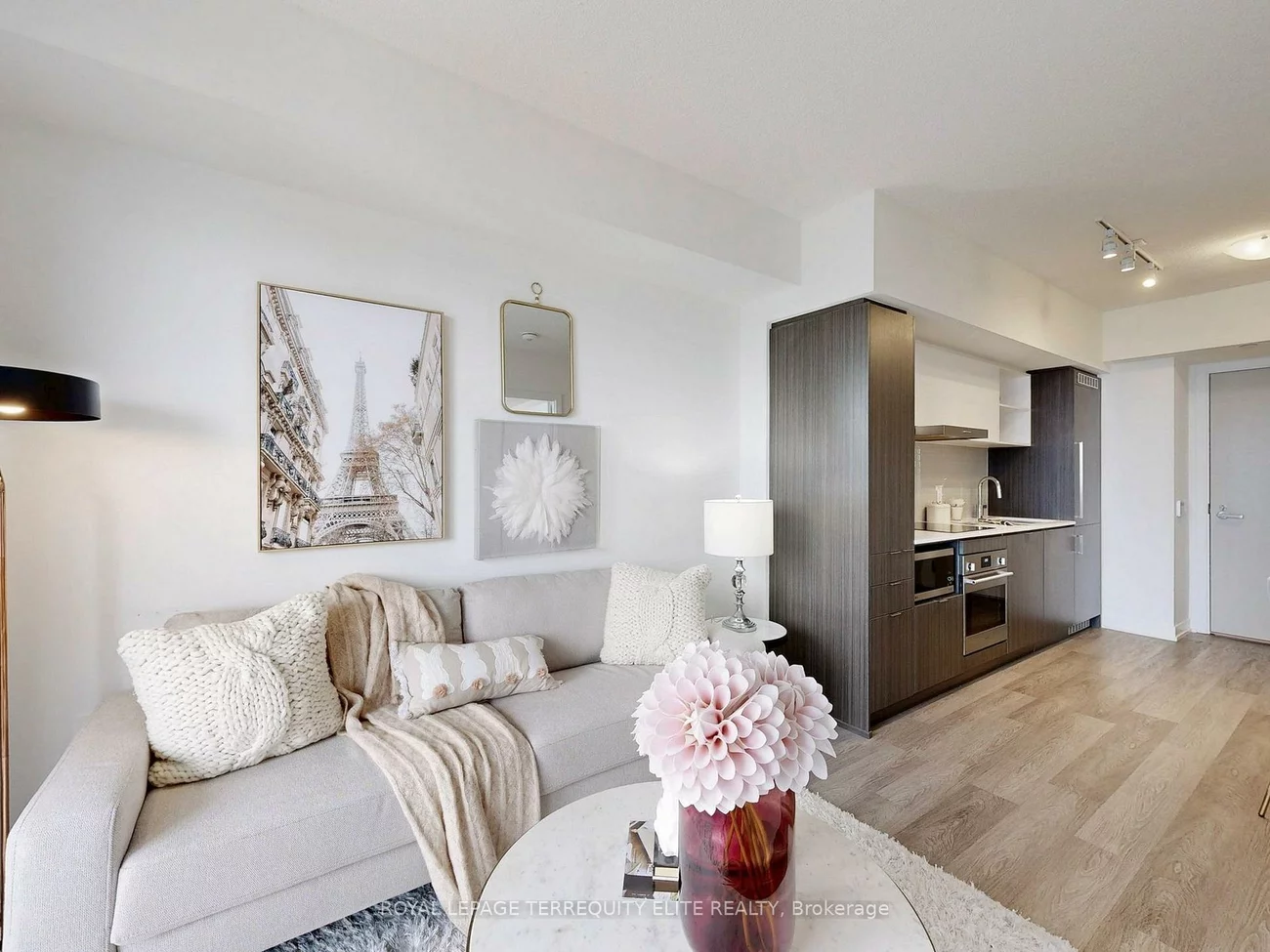 55, Cooper, Waterfront Communities C8, Toronto