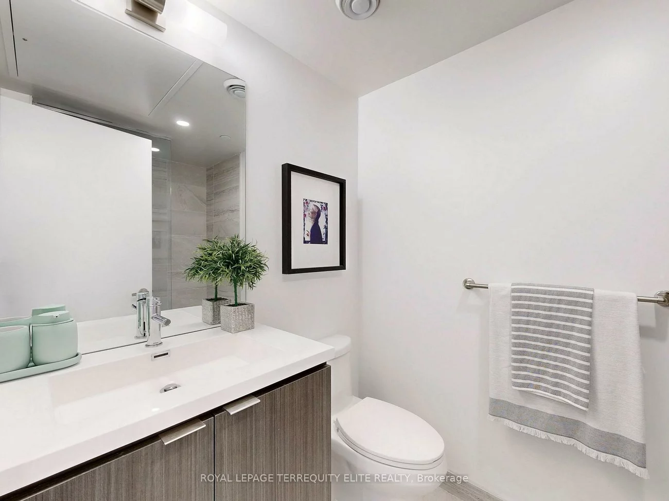 55, Cooper, Waterfront Communities C8, Toronto