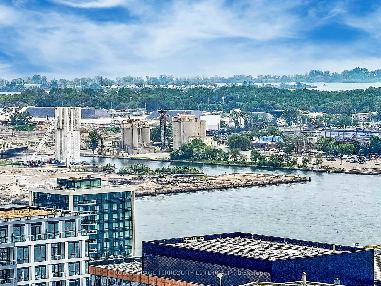 55, Cooper, Waterfront Communities C8, Toronto