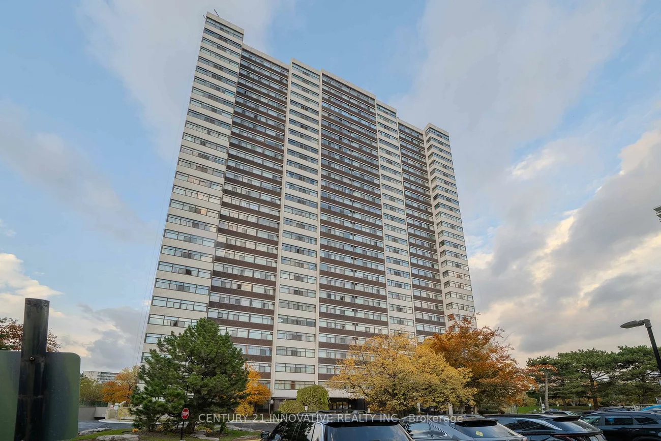 100, Antibes, Westminster-Branson, Toronto