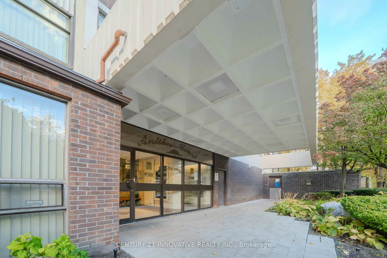 100, Antibes, Westminster-Branson, Toronto