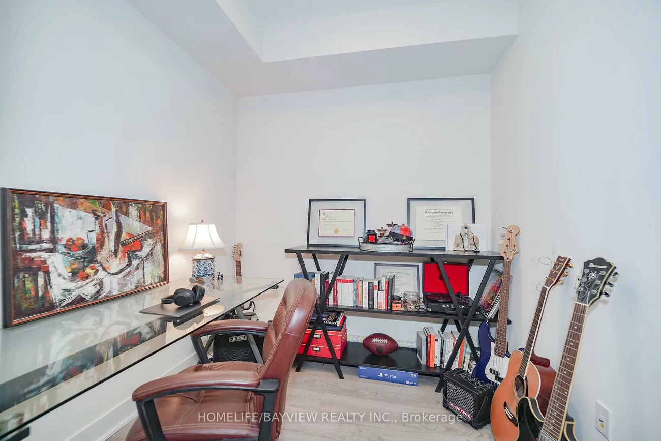 30, Roehampton, Mount Pleasant West, Toronto