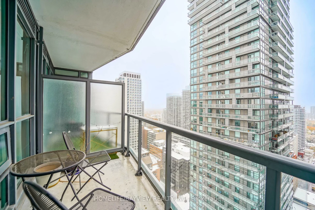 30, Roehampton, Mount Pleasant West, Toronto