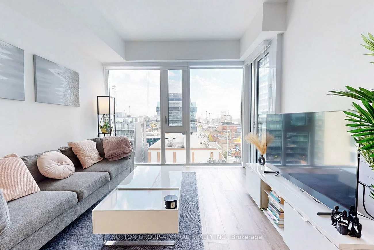 158, Front, Moss Park, Toronto