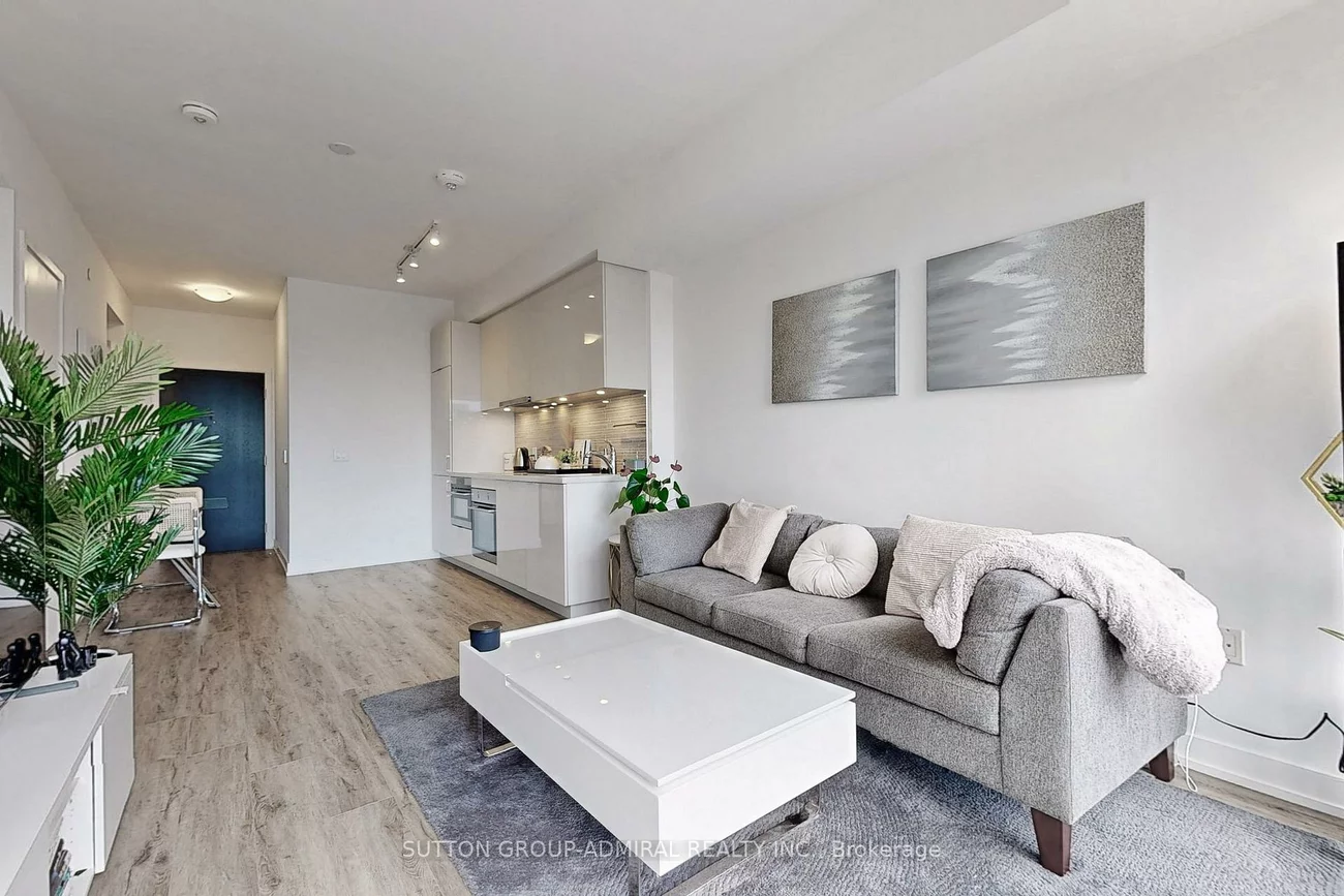 158, Front, Moss Park, Toronto