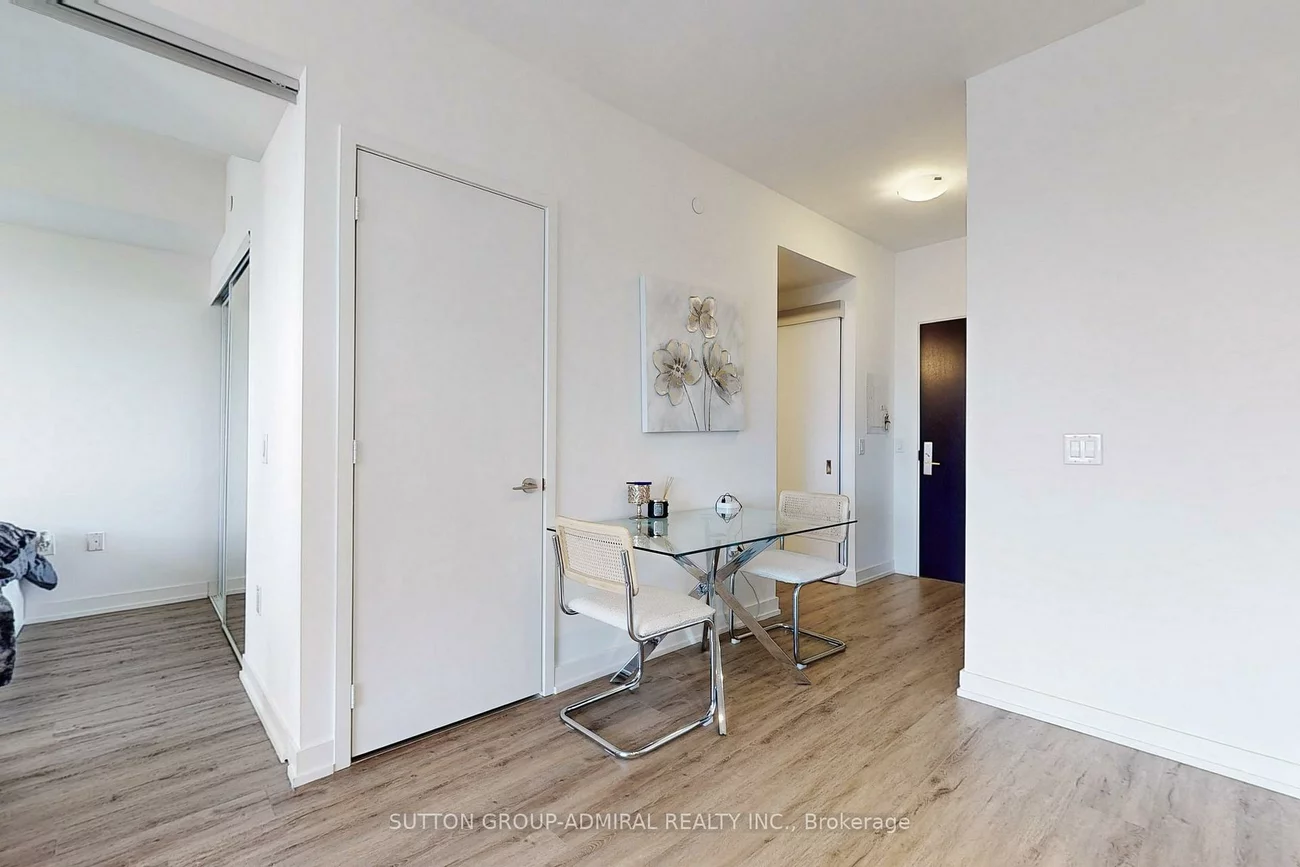 158, Front, Moss Park, Toronto