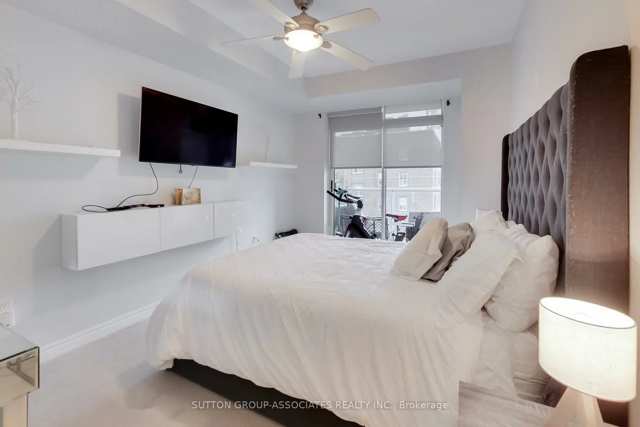 2, Edith, Yonge-Eglinton, Toronto