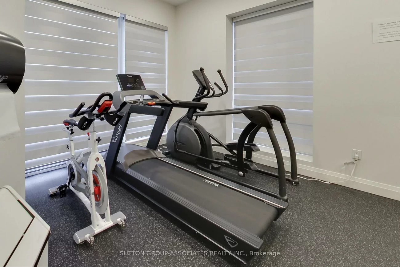 2, Edith, Yonge-Eglinton, Toronto