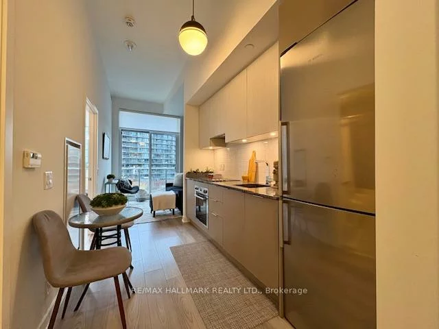 120, Parliament, Moss Park, Toronto