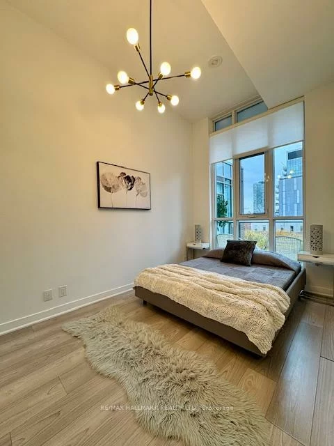 120, Parliament, Moss Park, Toronto