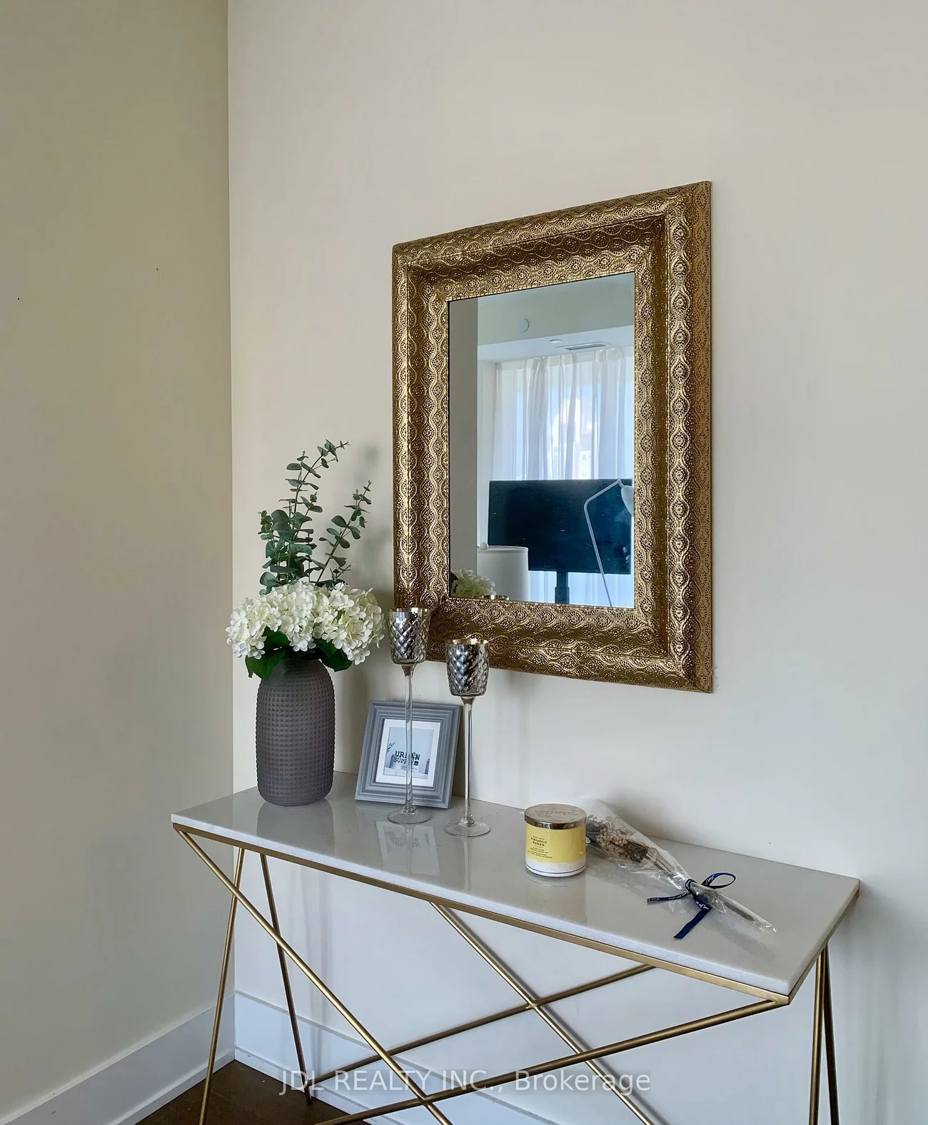 200, Bloor, Annex, Toronto