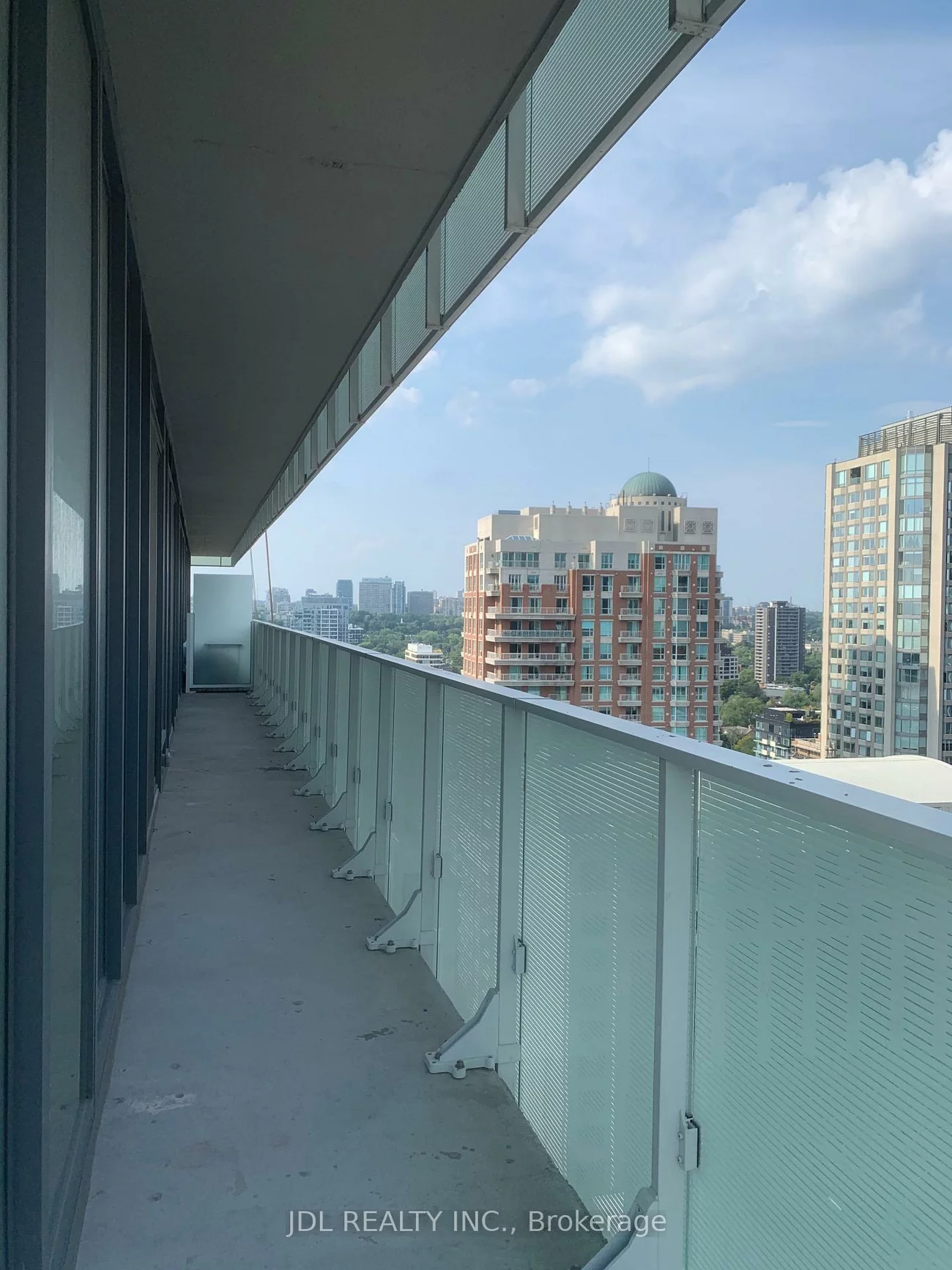 200, Bloor, Annex, Toronto