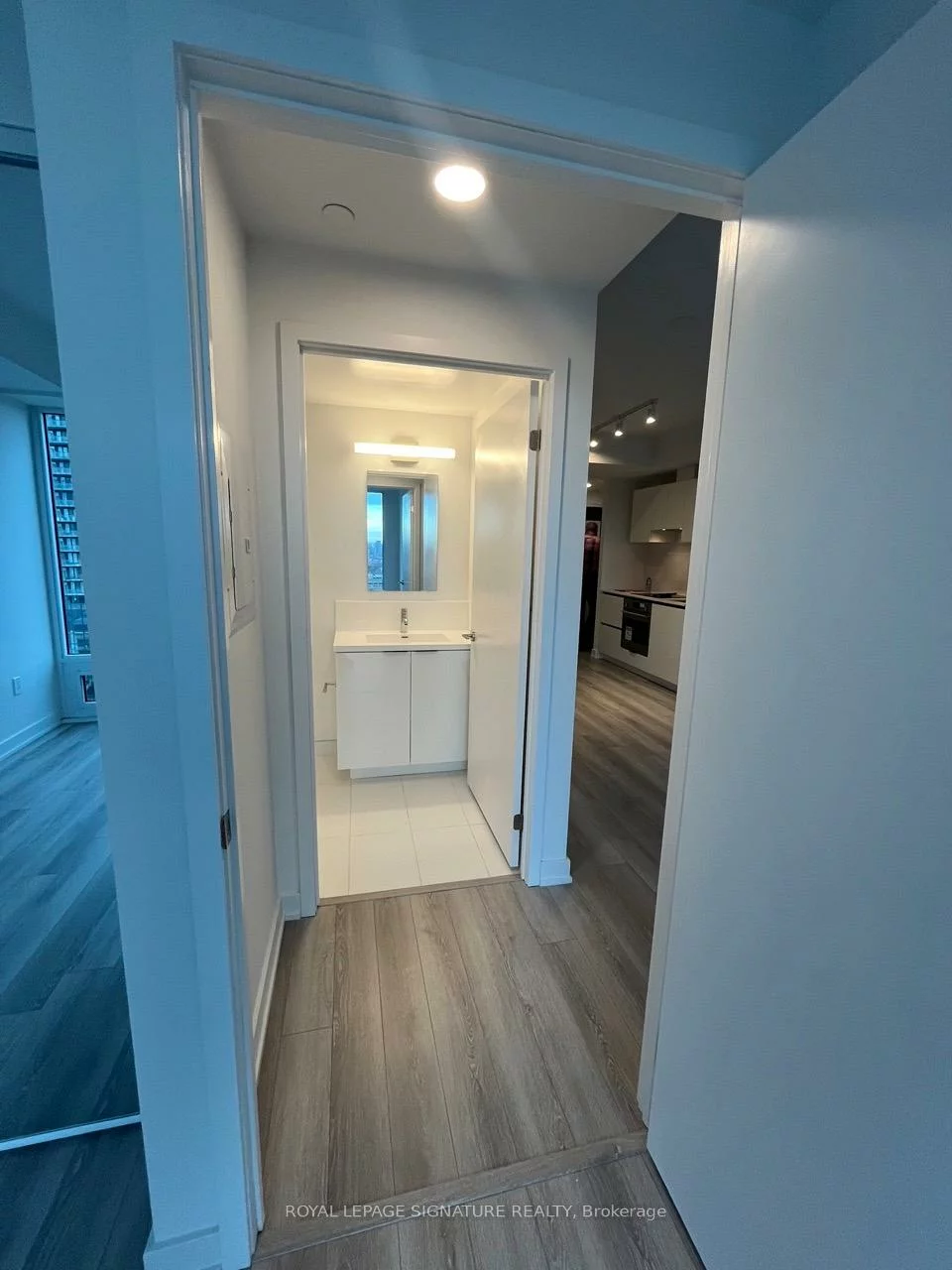 238, Simcoe, Kensington-Chinatown, Toronto