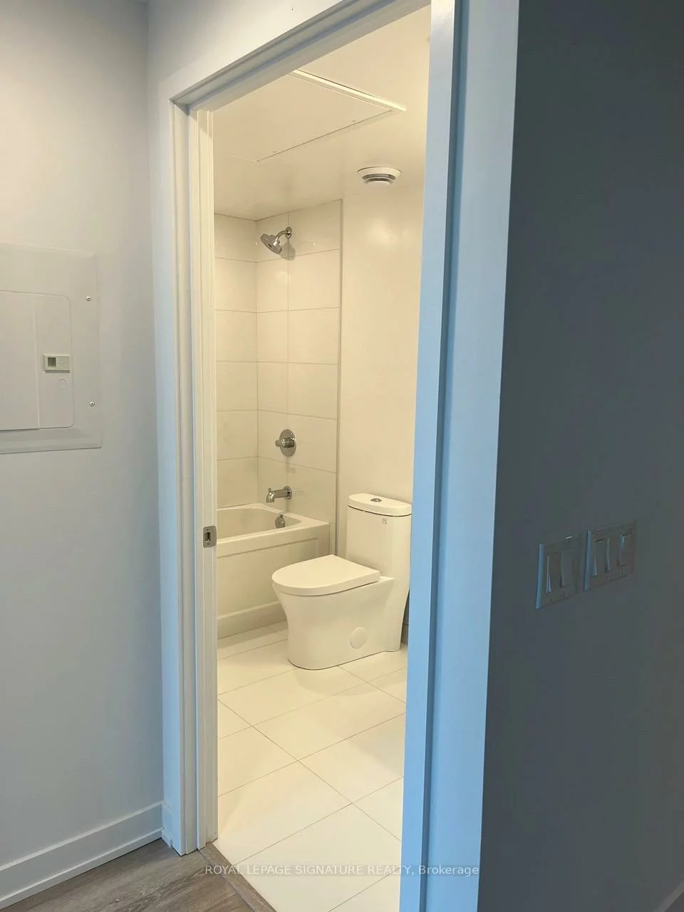 238, Simcoe, Kensington-Chinatown, Toronto