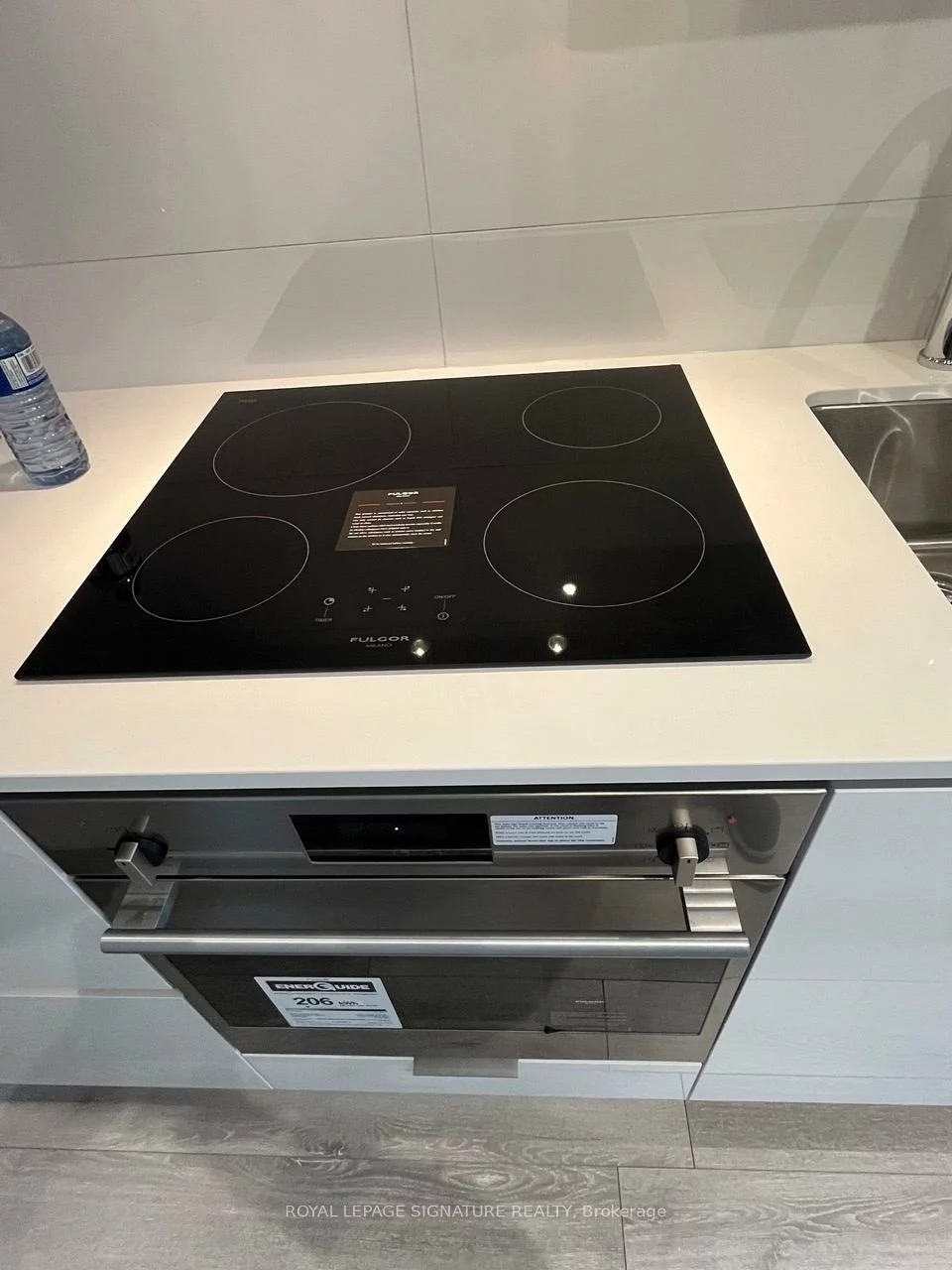 238, Simcoe, Kensington-Chinatown, Toronto