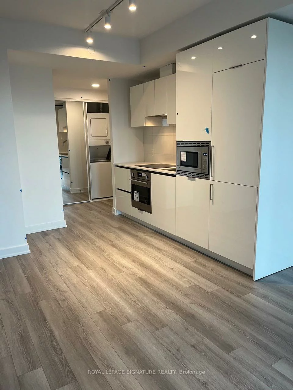 238, Simcoe, Kensington-Chinatown, Toronto