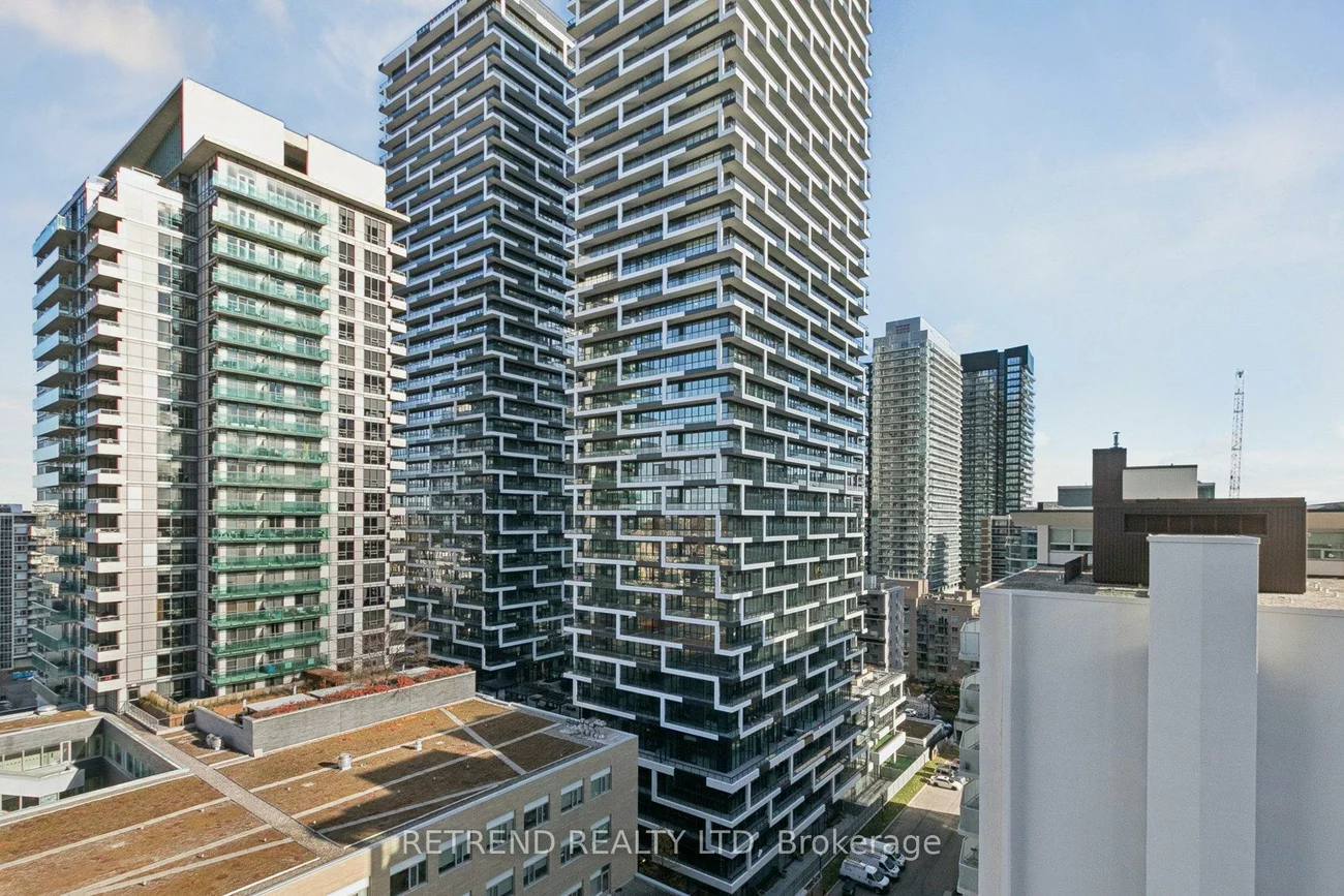 70, Roehampton, Mount Pleasant West, Toronto