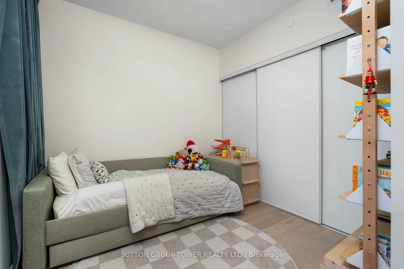 840, St. Clair, Oakwood Village, Toronto