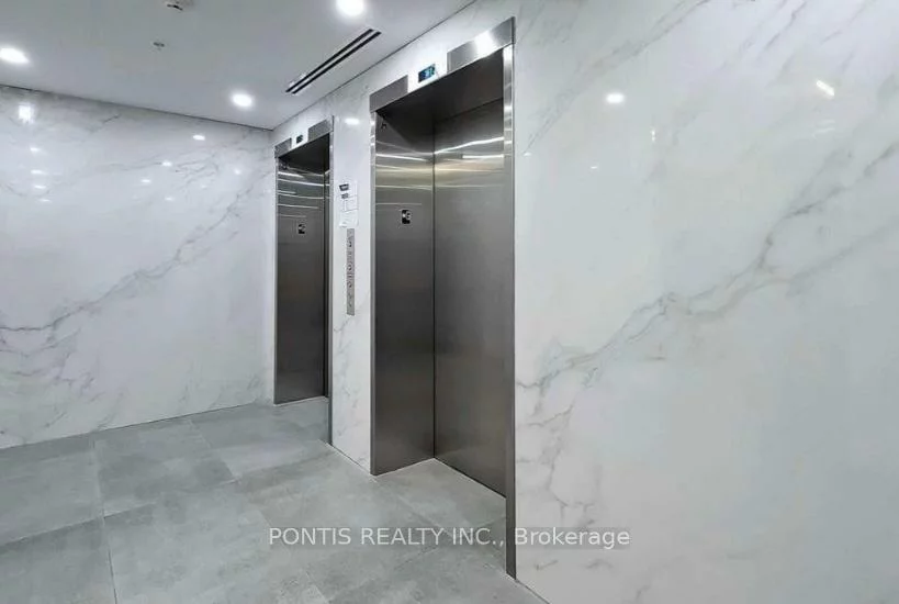 3237, Bayview, Bayview Woods-Steeles, Toronto