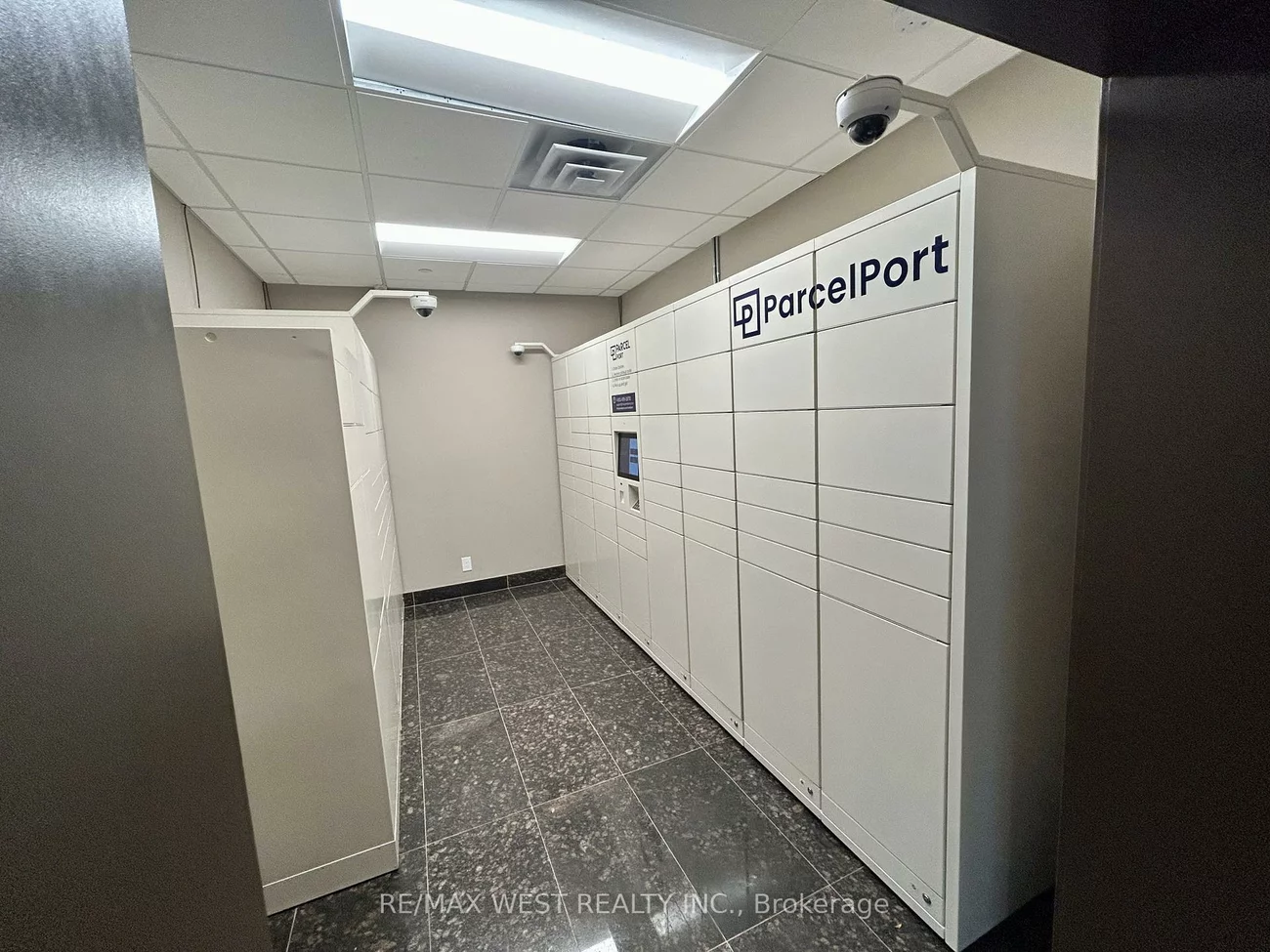 100, UPPER MADISON, Lansing-Westgate, Toronto