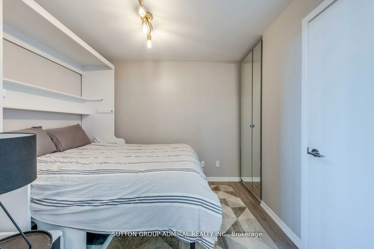 219, Fort York, Niagara, Toronto