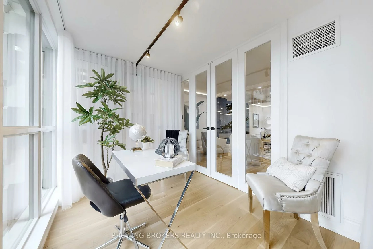 278, Bloor, Rosedale-Moore Park, Toronto