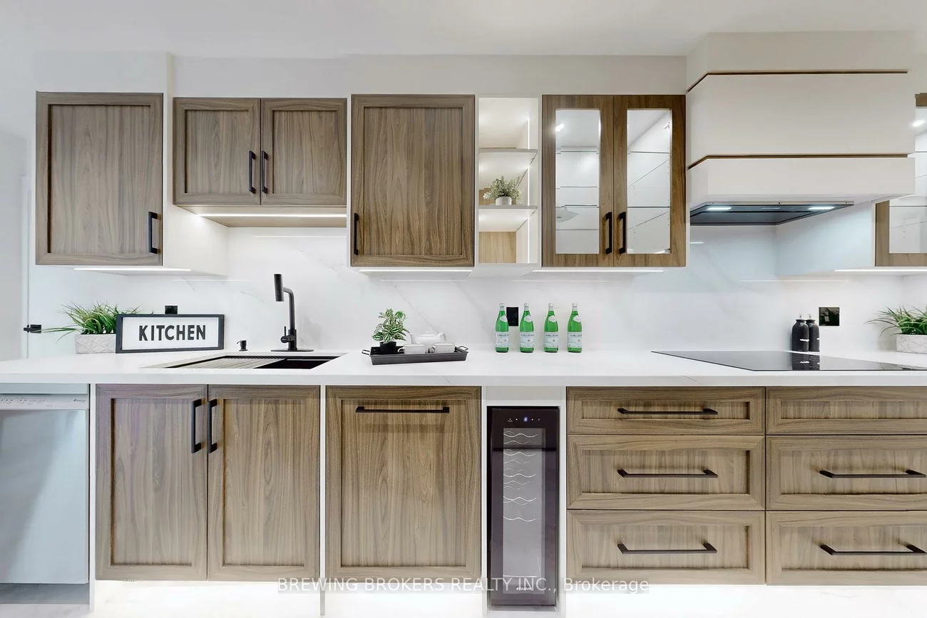 278, Bloor, Rosedale-Moore Park, Toronto