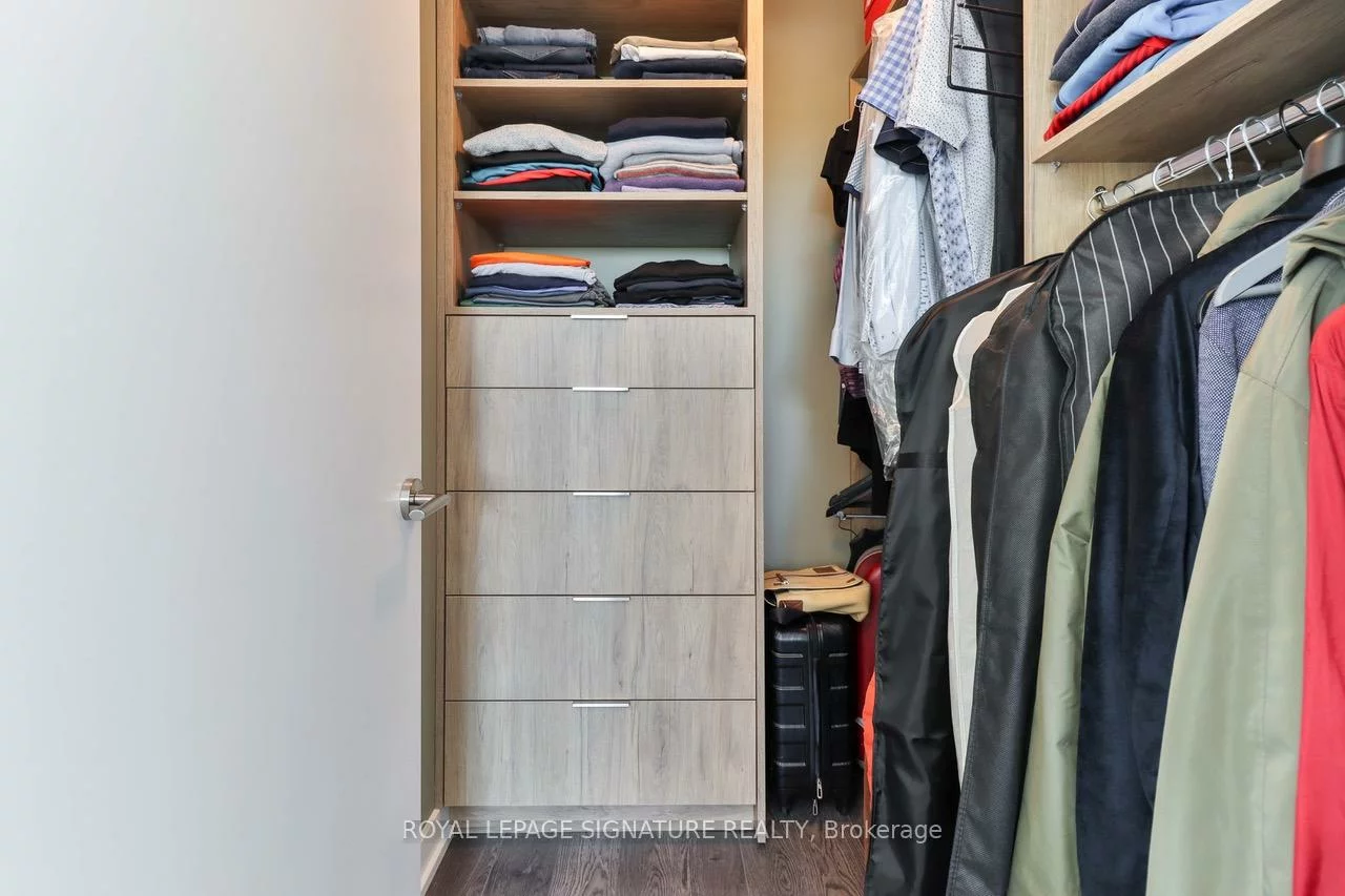 20, O'Neill, Banbury-Don Mills, Toronto