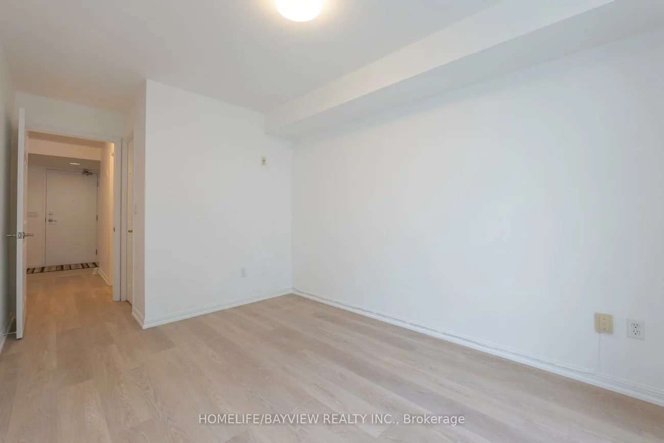 311, Richmond, Moss Park, Toronto