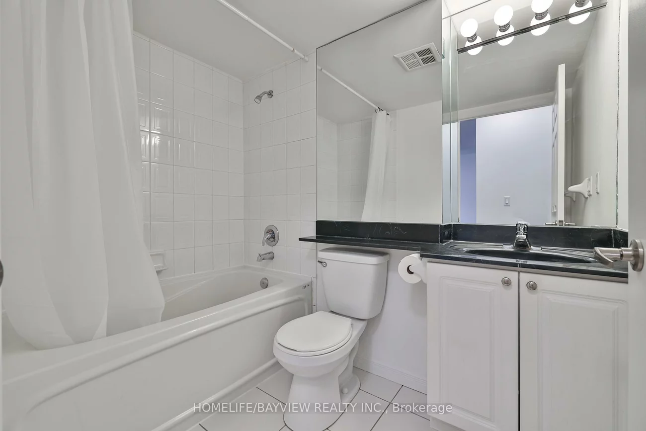 311, Richmond, Moss Park, Toronto