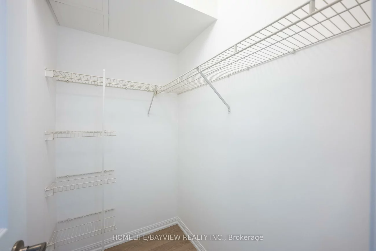 311, Richmond, Moss Park, Toronto