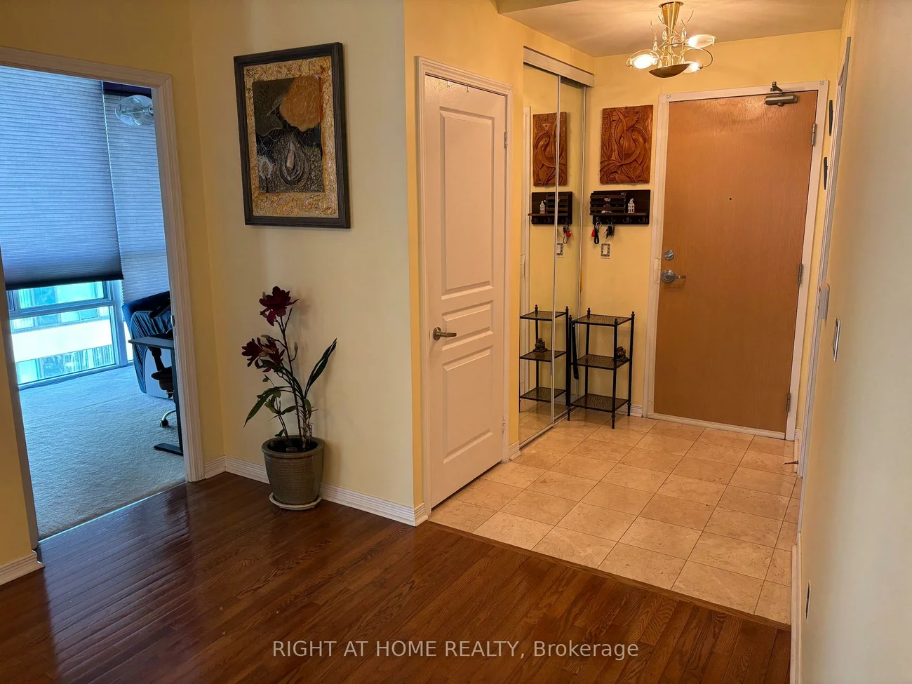 509, Beecroft, Willowdale West, Toronto