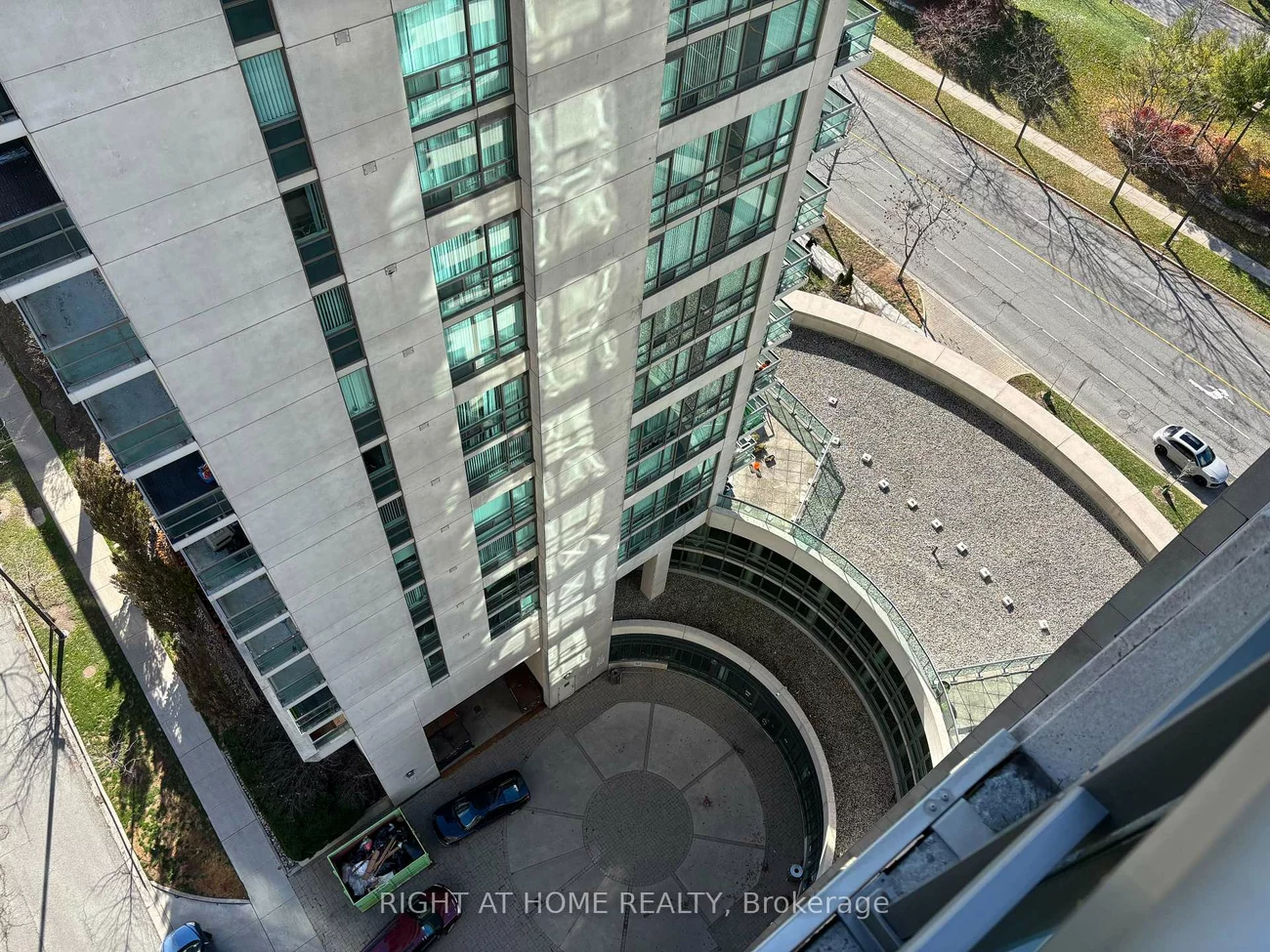 509, Beecroft, Willowdale West, Toronto