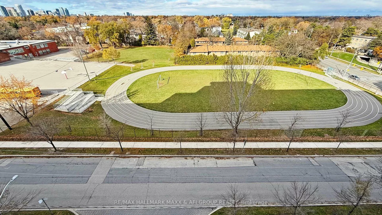 399, Spring Garden, Willowdale East, Toronto