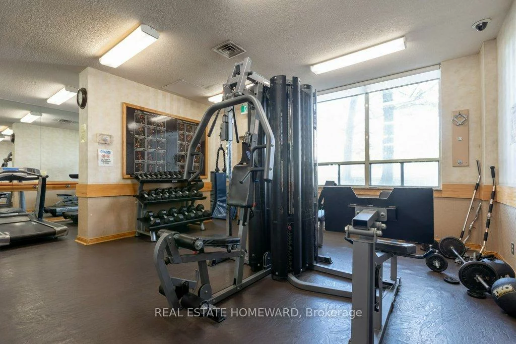 205, Wynford, Flemingdon Park, Toronto