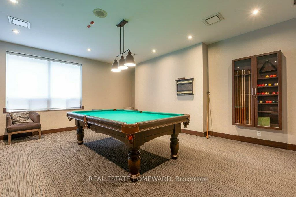 205, Wynford, Flemingdon Park, Toronto