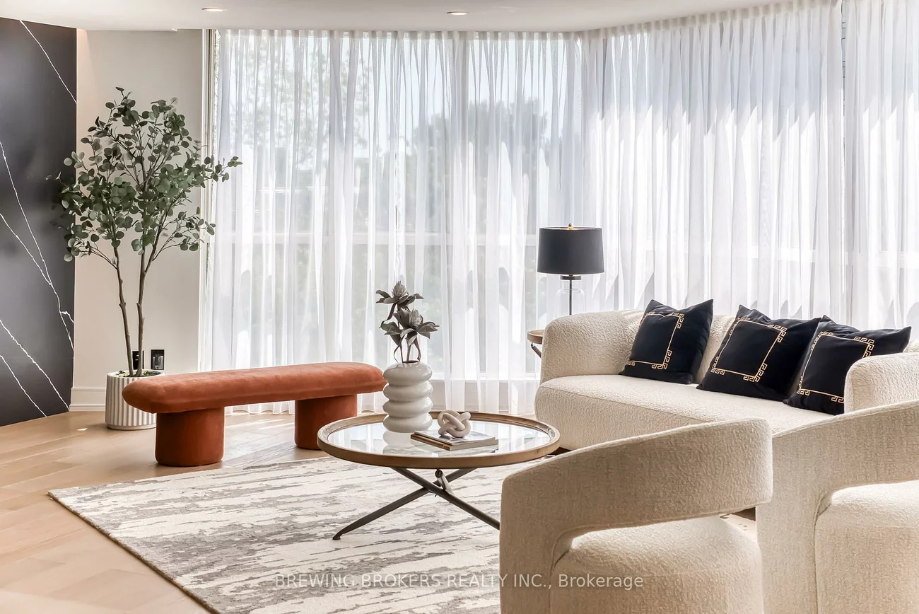 85, Skymark, Hillcrest Village, Toronto