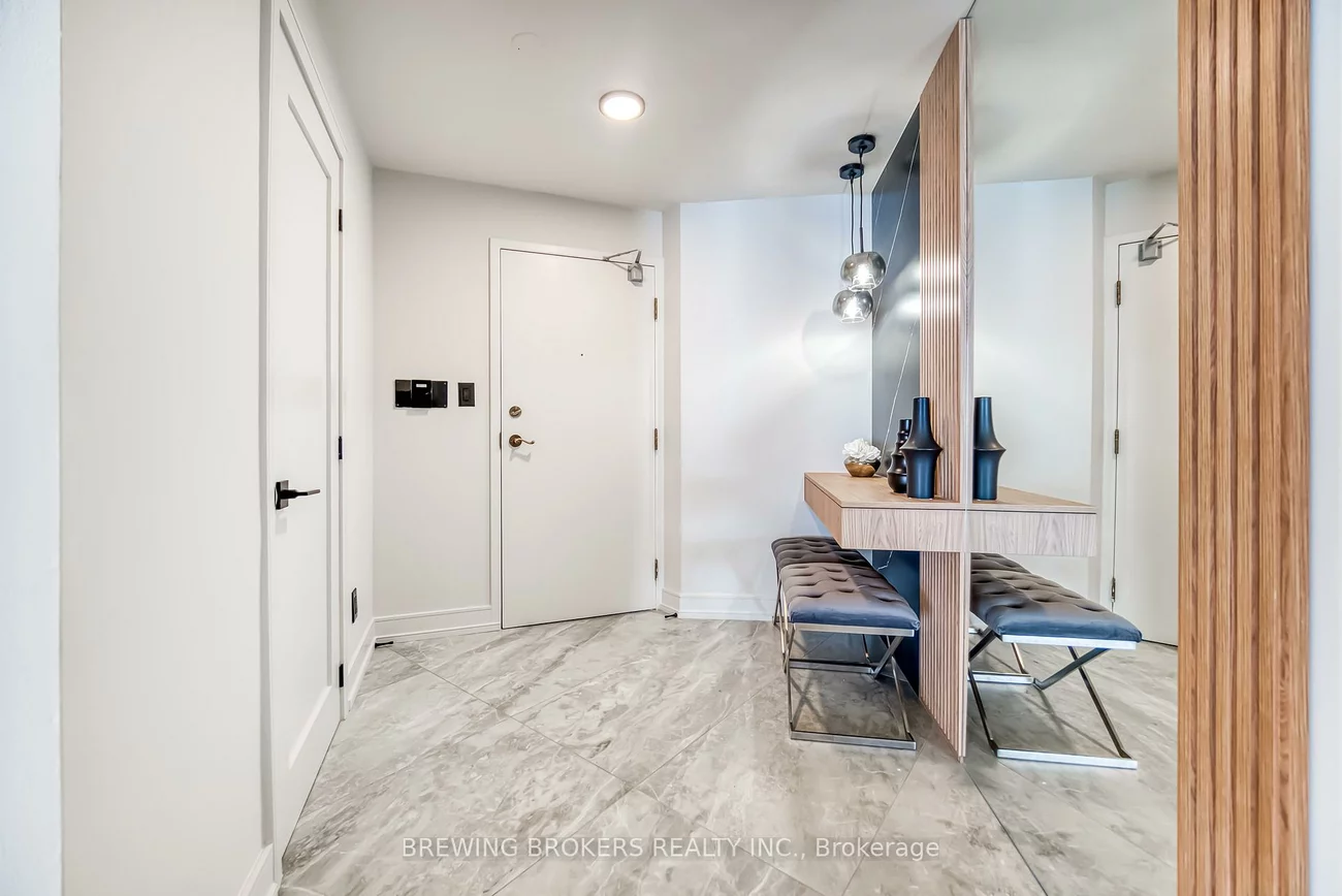 85, Skymark, Hillcrest Village, Toronto