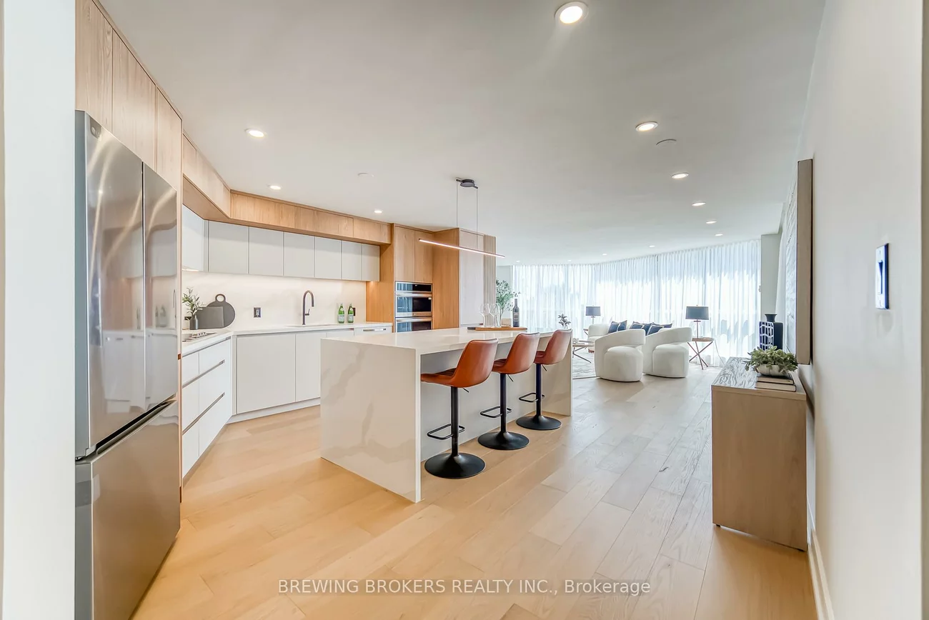 85, Skymark, Hillcrest Village, Toronto