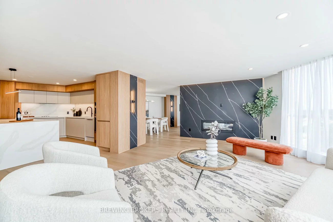 85, Skymark, Hillcrest Village, Toronto