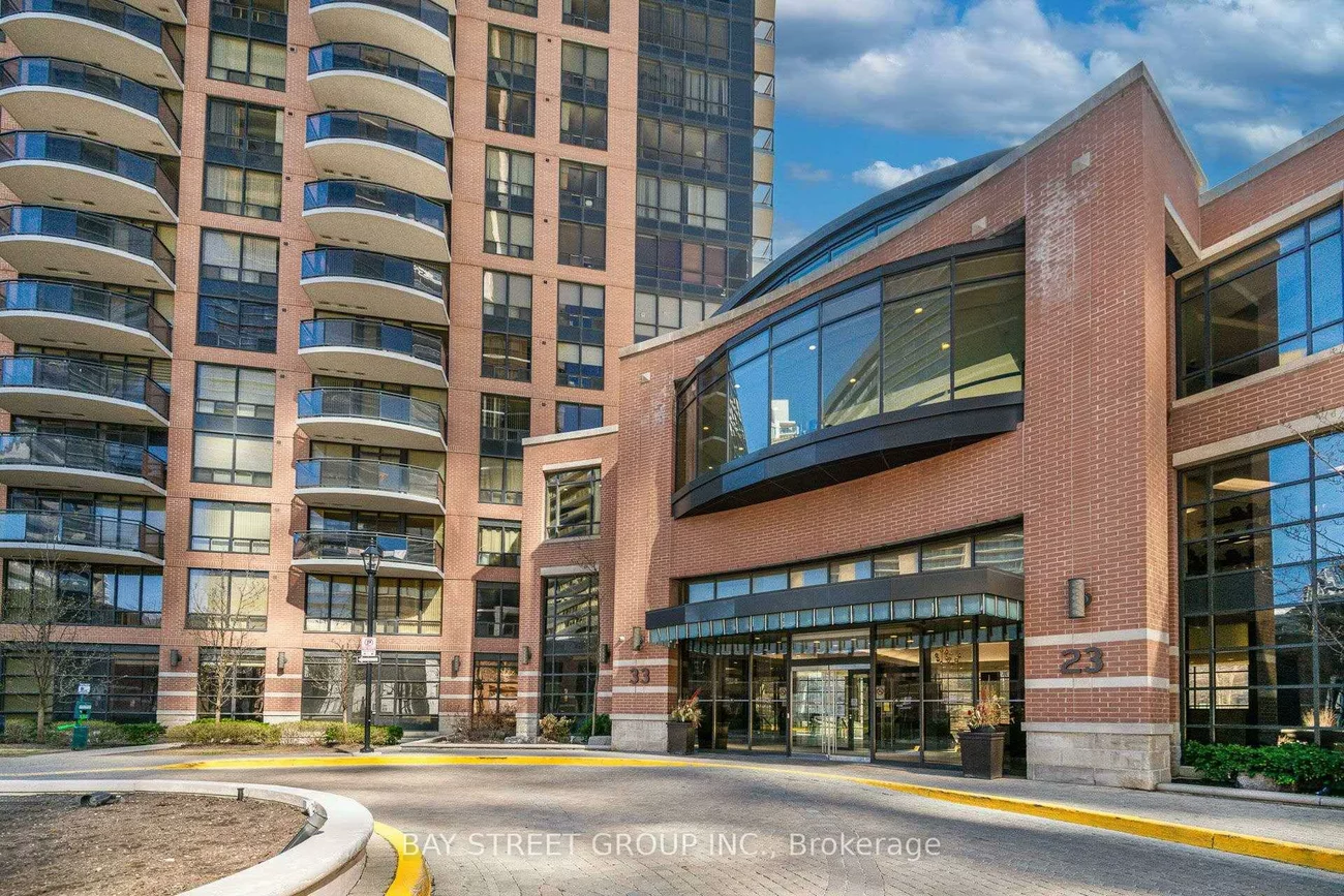 33, Sheppard, Willowdale East, Toronto