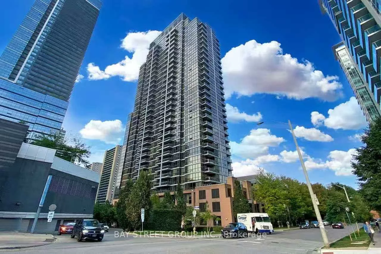 33, Sheppard, Willowdale East, Toronto