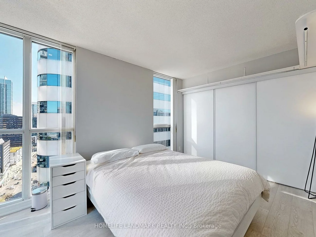 4968, Yonge, Lansing-Westgate, Toronto